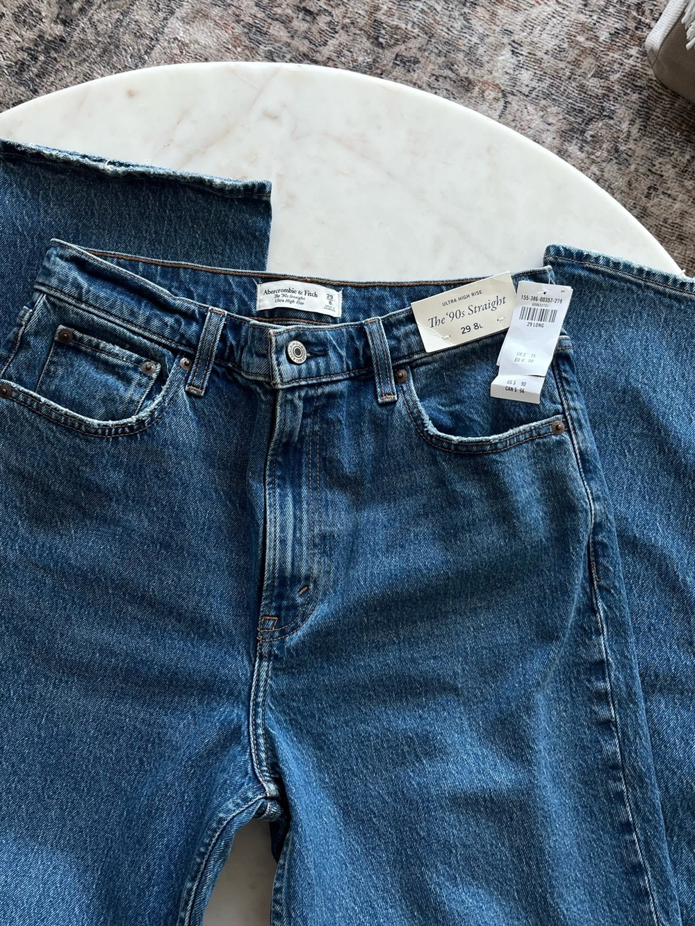 Abercrombie & Fitch Women's Ultra High Rise 90s Straight Jean